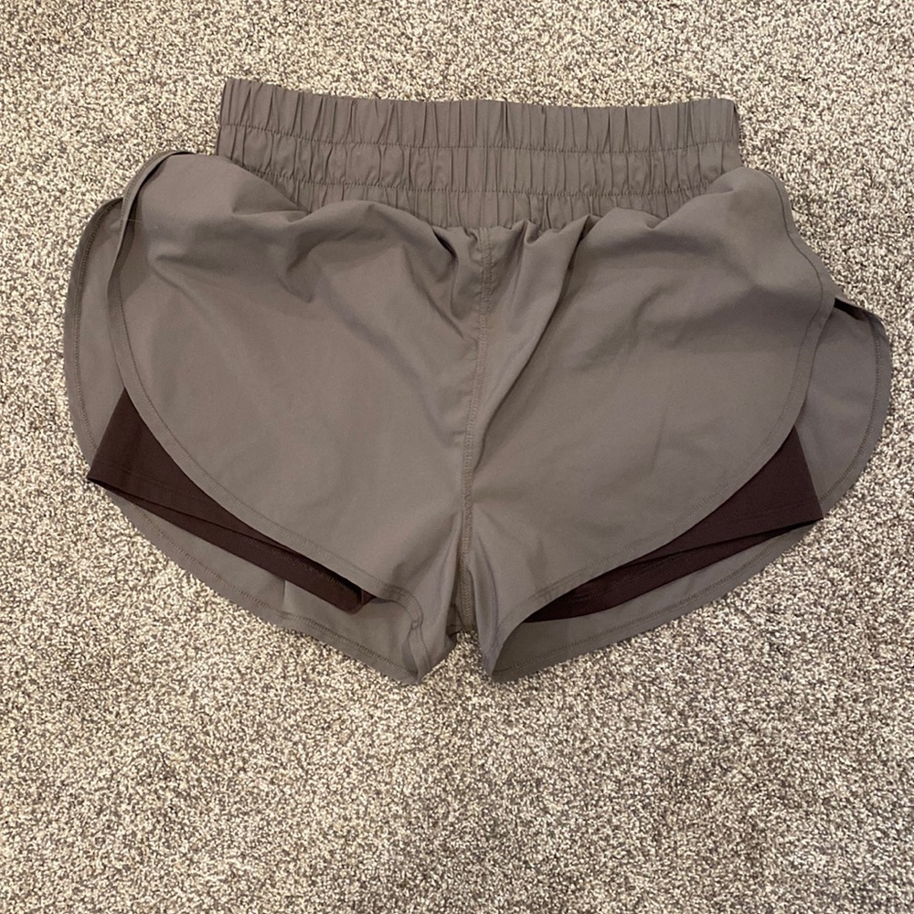 Balance athletica breeze shorts size L built in compression shorts